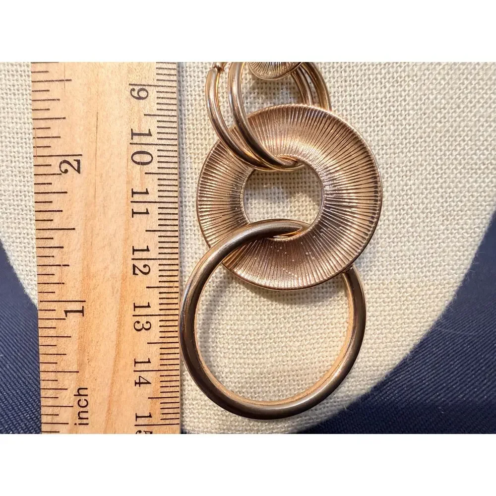 Vintage Gold Tone Circle Pendant Necklace 34”
